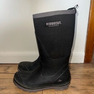 Ridgecut Farmsteader Size 7 Boots Slip-On Waterproof